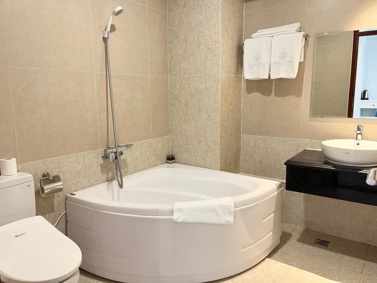 Ballantine Hotel Ho Şi Min Dış mekan fotoğraf